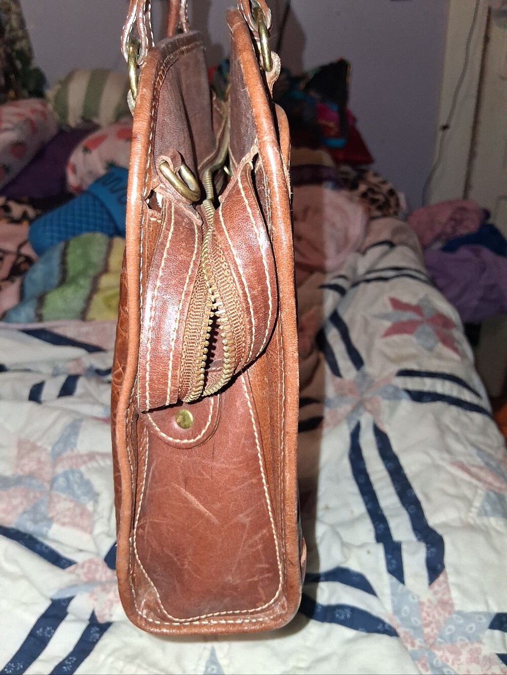 Leather Gator Hand Bag Brahmns - Picture 3 of 6